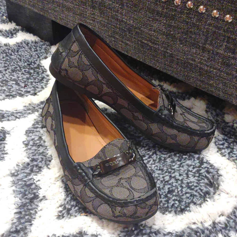Coach loafers, size 6